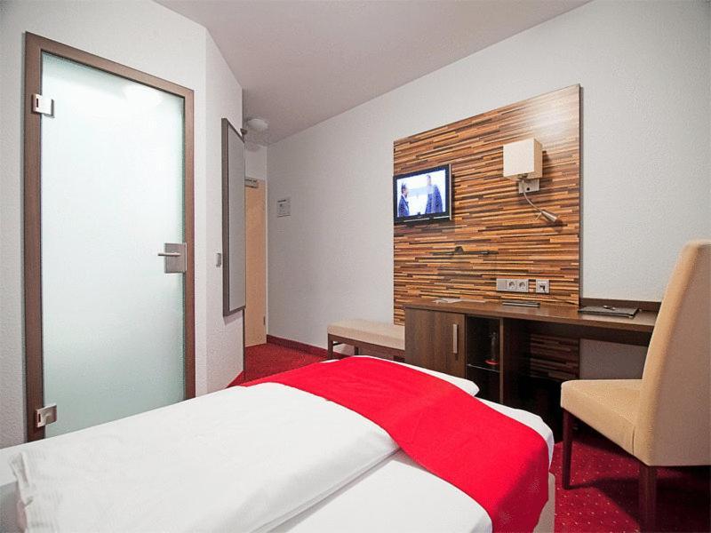 Hib Hotel In Baesweiler エクステリア 写真