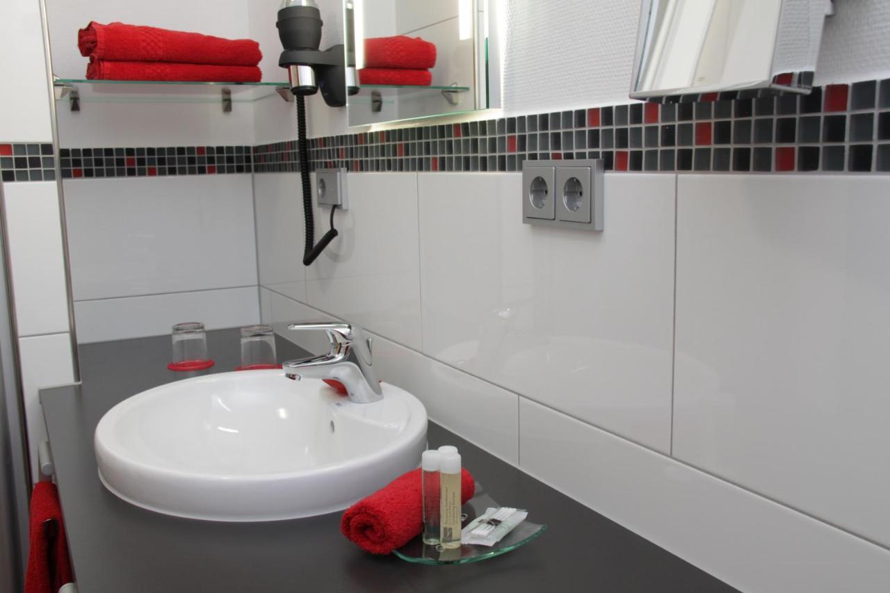 Hib Hotel In Baesweiler エクステリア 写真